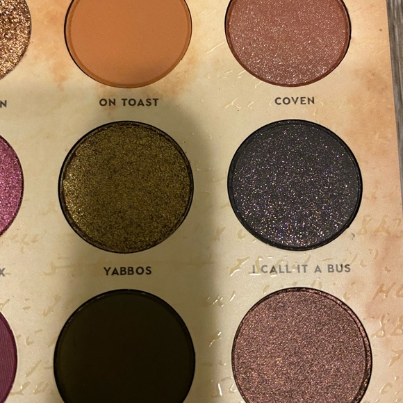 SOLD- Hocus Pocus pallet and mini UD liners - Picture 4 of 5